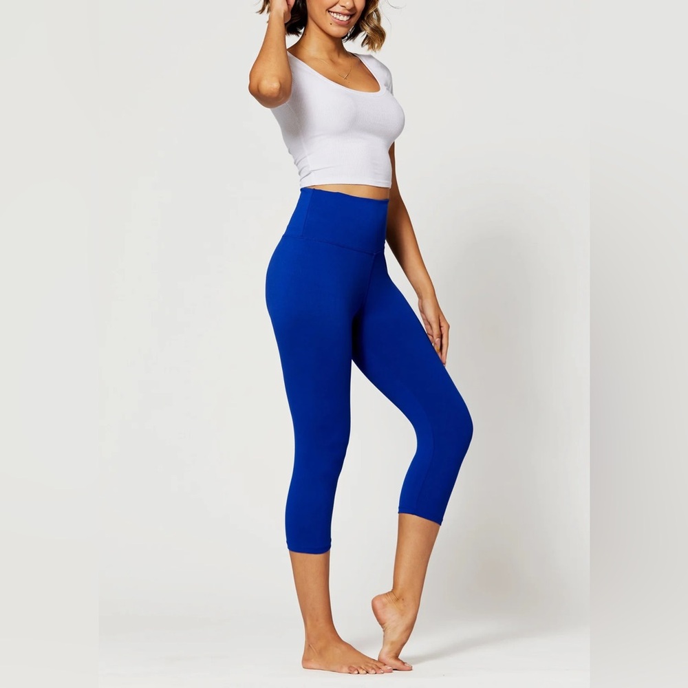 Fabletics Blue Leggings with Wide Waistband and Moisture-Wicking Fabric